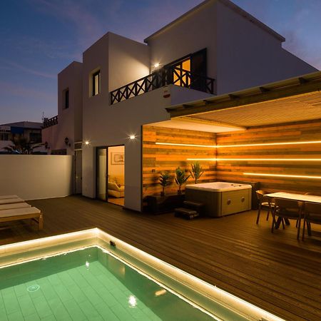 Villa Victoria - Playa Blanca Екстер'єр фото